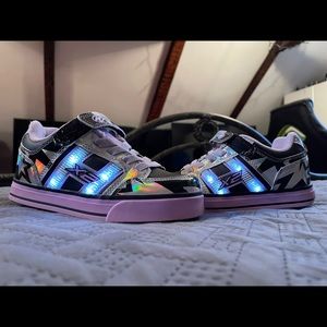 Heelys Girls Youth Sz3 Purple Barely Worn Lights